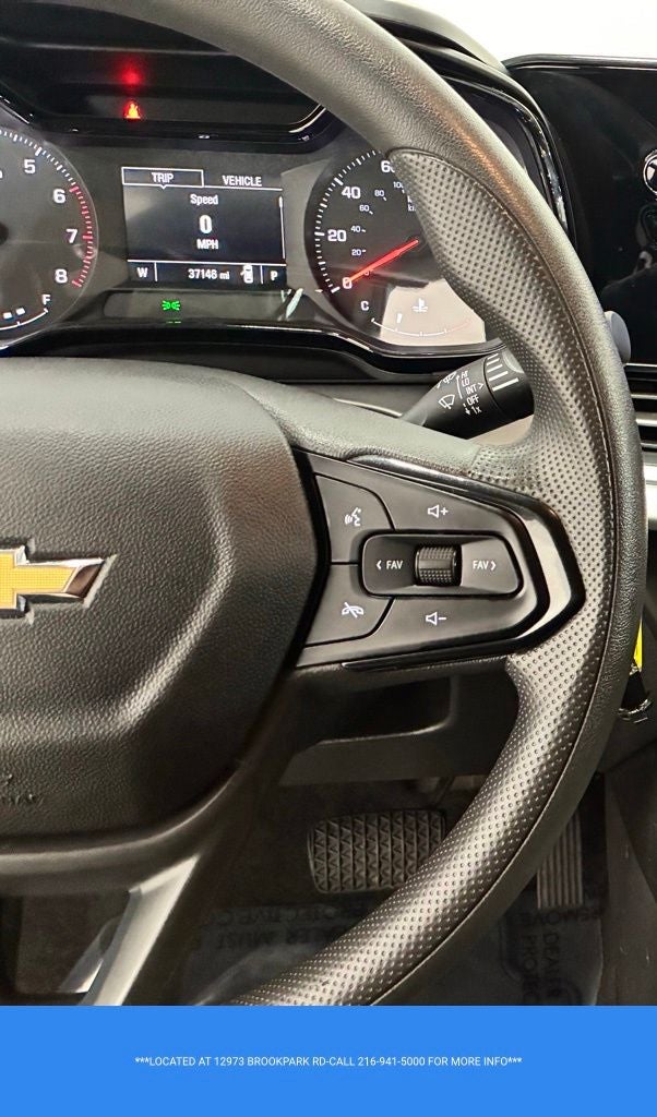 2025 Chevrolet Trax LS