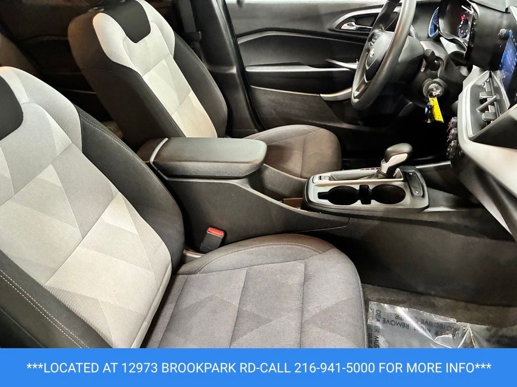 2025 Chevrolet Trax LS