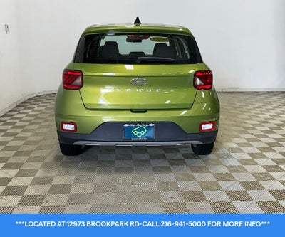 2022 Hyundai Venue SE