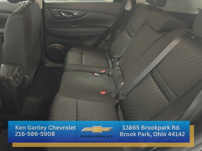 2020 Nissan Rogue SV