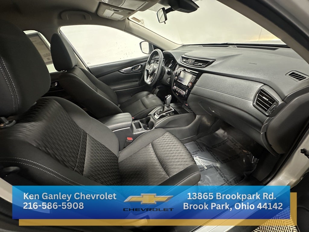 2020 Nissan Rogue SV