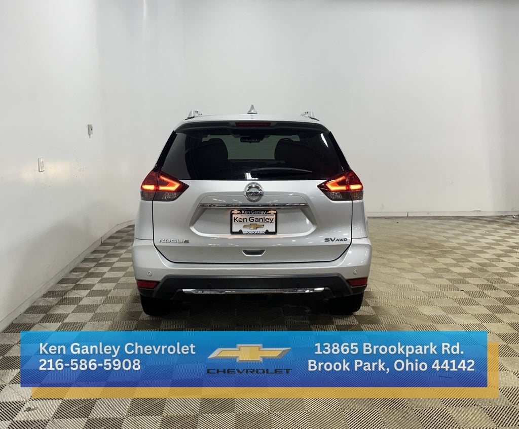 2020 Nissan Rogue SV