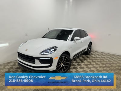 2024 Porsche Macan Base