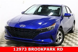 2021 Hyundai Elantra SE Sedan